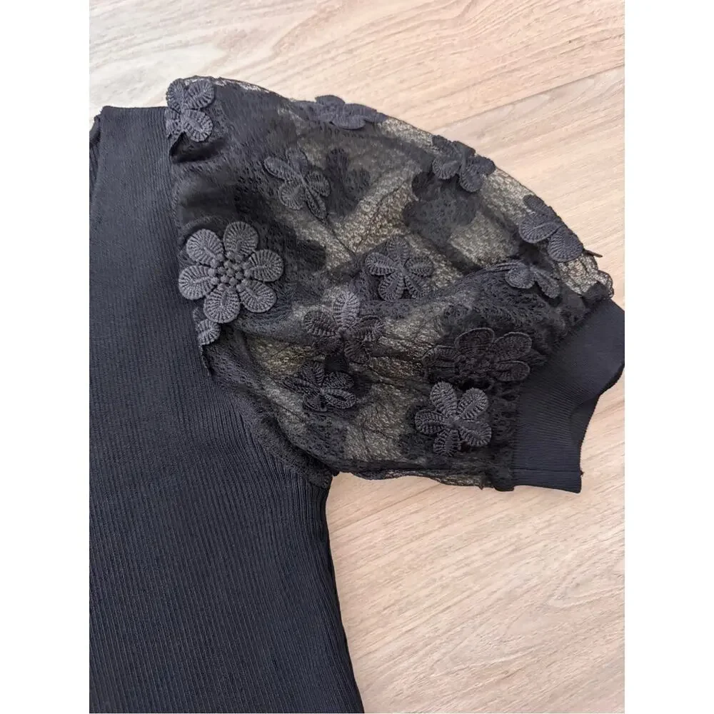 dolan Black V-Neck Puff Sleeve Knit Top with Floral Lace - Picture 4 of 6